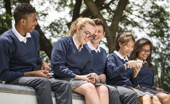 Las Naciones Unidas instan a aplicar un enfoque amplio en la educación sexual
