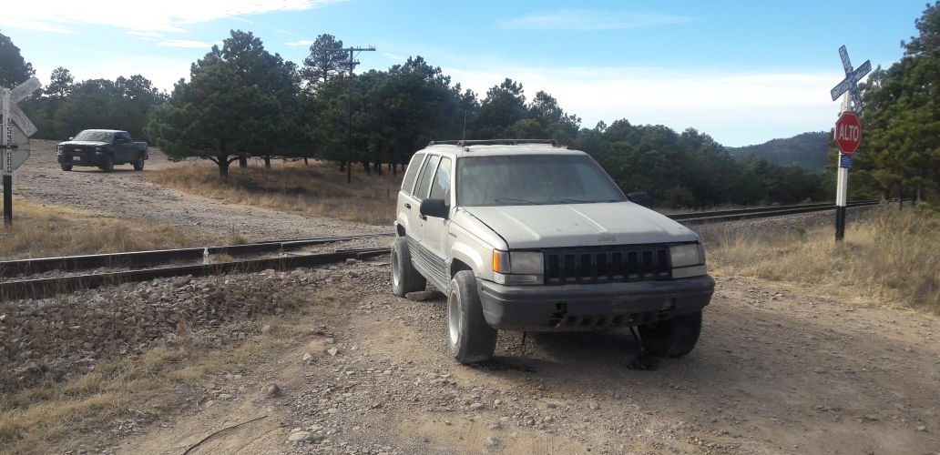 Localizan vehículo con reporte de robo, Chihuahua, Chih.