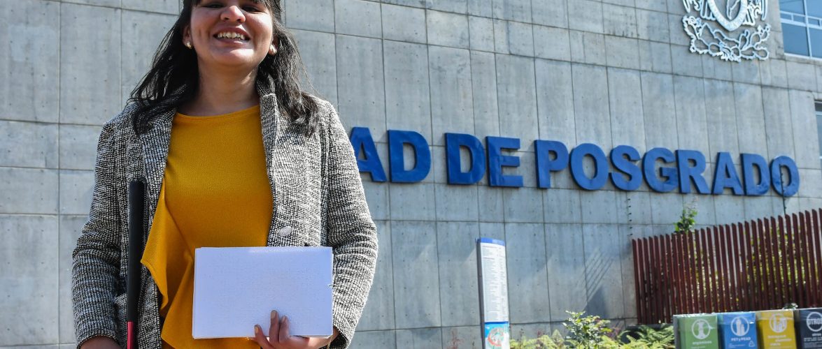 SE TITULA EN LA UNAM PRIMERA UNIVERSITARIA INVIDENTE CON GRADO DE MAESTRA EN MÚSICA