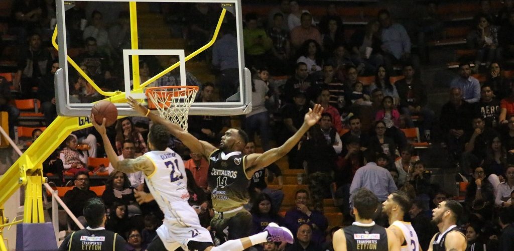 Dorados de Chihuahua se impone a Centauros en Duelo Capitalino