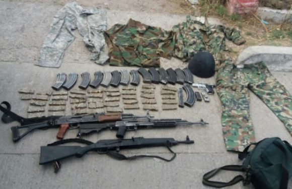 Decomisan arsenal y equipo táctico durante operativo conjunto en Creel