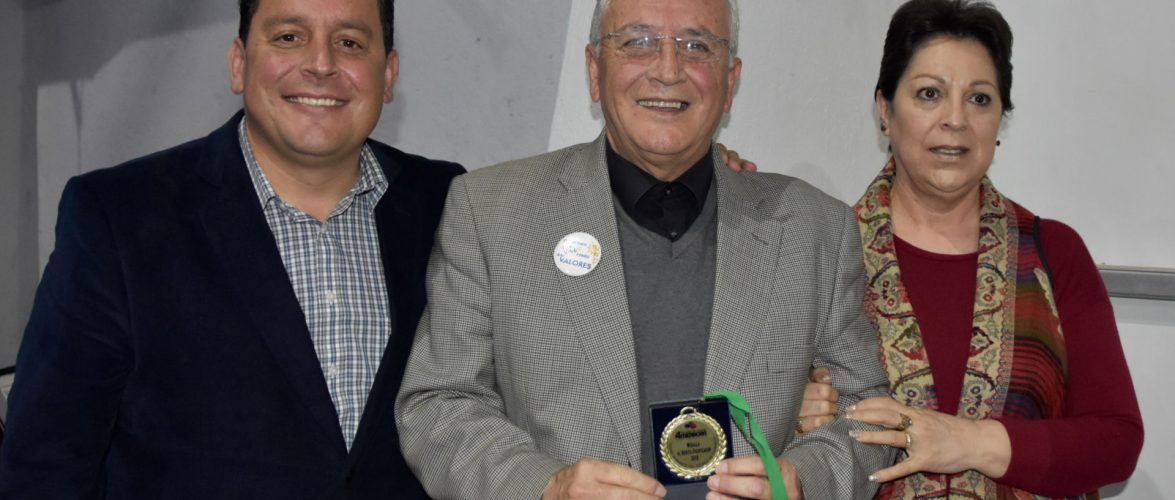 Entregan Medalla al Mérito Pacificador a Elías Humberto Pérez Mendoza