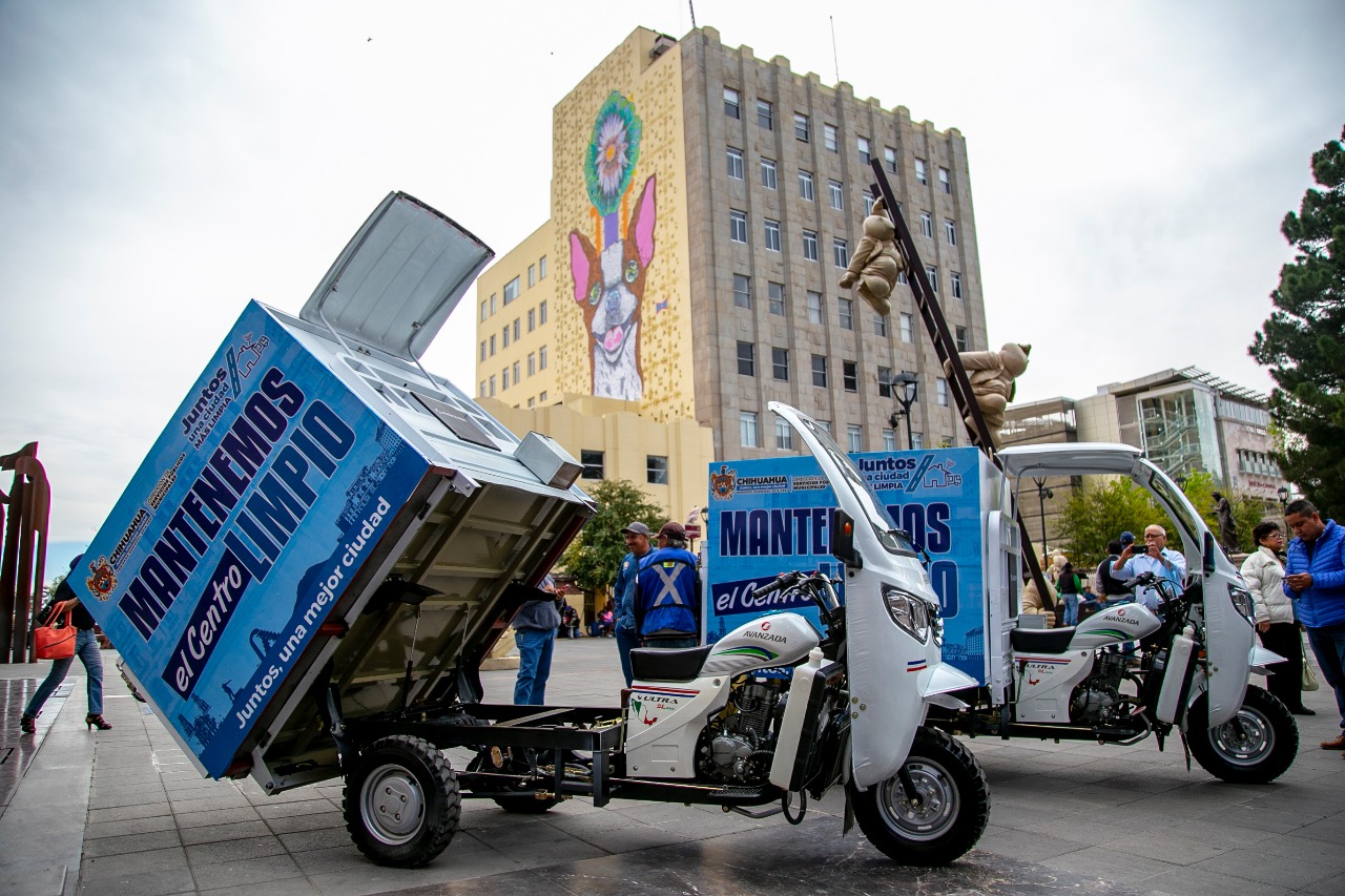 Convocan a 2da Feria Municipal del Reciclaje y entregan camiones para limpieza del Centro