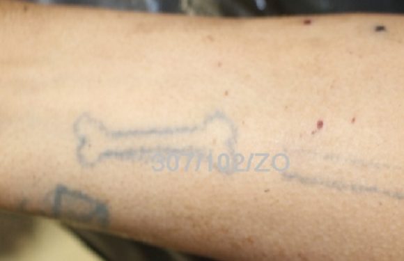 Cuauhtemoc | Piden ayuda para identificar hombre localizado sin vida en corredor comercial