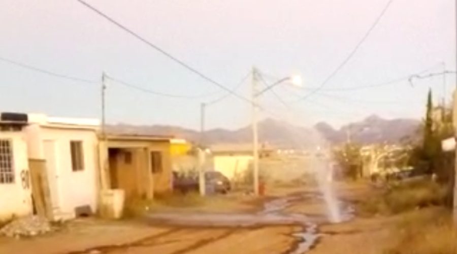 Reportan fuga de agua en cerro grande