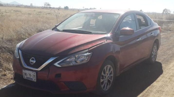 Cuauhtemoc | Asegura AEI vehículo abandonado con reporte de robo