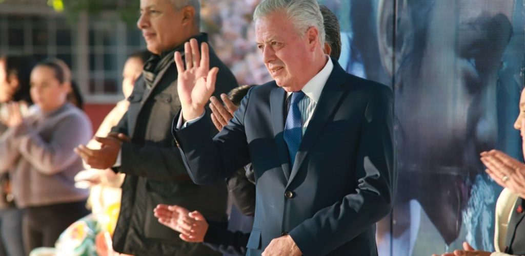 Alcalde arranca primer PAE del año en la Primaria Max y Raquel Feigel