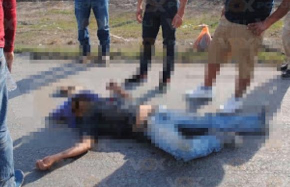 Camioneta se lleva de “encuentro” a ciclista en Villas de San Miguel.