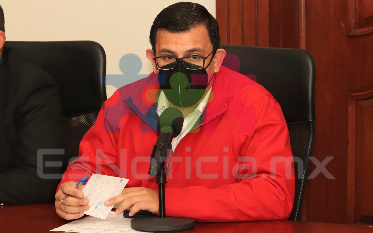 #Cuauhtémoc | Firma alcalde contrato con gobierno federal para recibir 8 patrullas