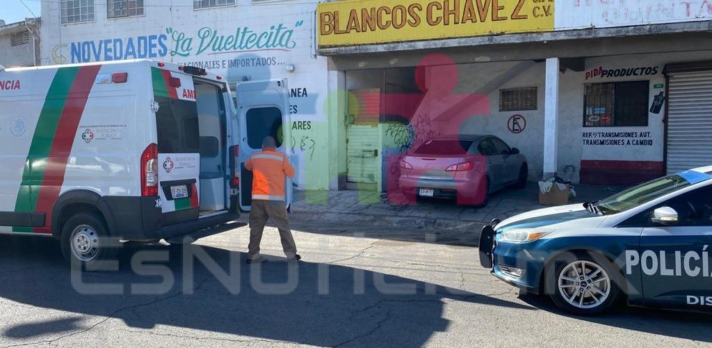 Atienden paramédicos a drogadicto en el Centro