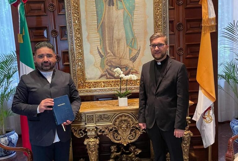 Llevará diputado a embajada del Vaticano solicitud de auxilio de familias chihuahuenses